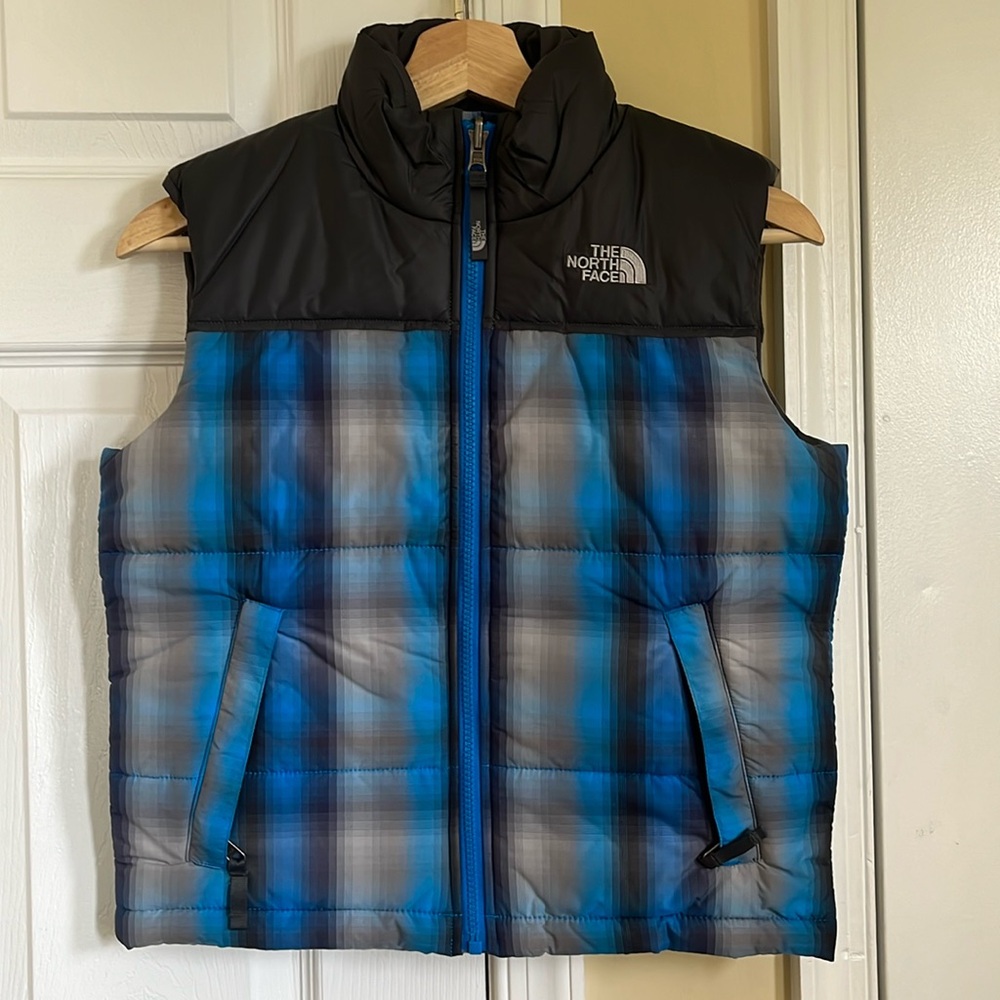 The north face boys vest. M(10/12)
